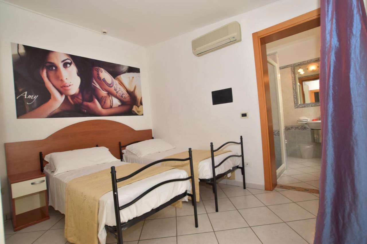Hotel Villa Del Parco Rimini Eksteriør bilde