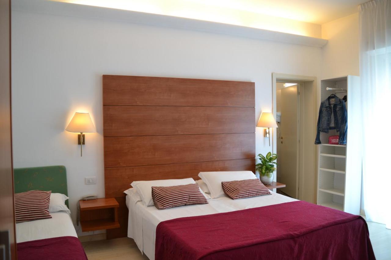 Hotel Villa Del Parco Rimini Eksteriør bilde