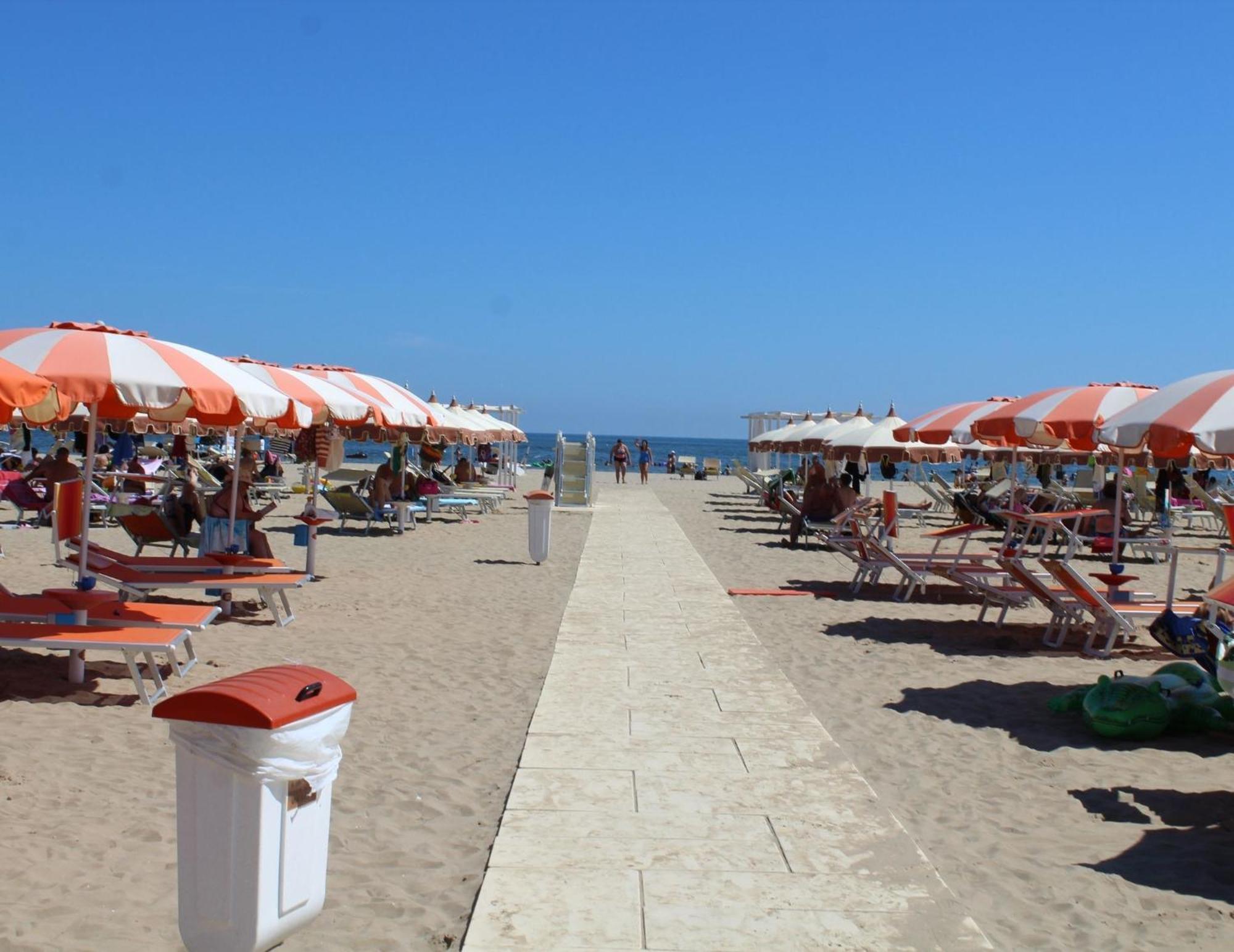 Hotel Villa Del Parco Rimini Eksteriør bilde